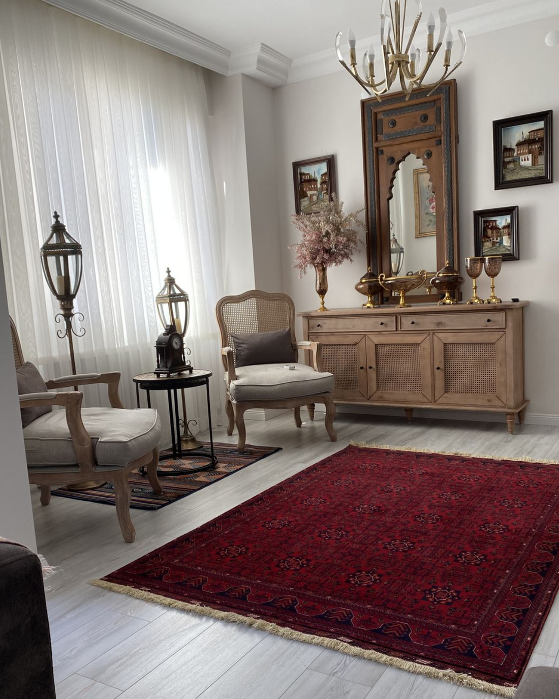 Why Handmade Rugs Are Better Than Machine-Made Rugs