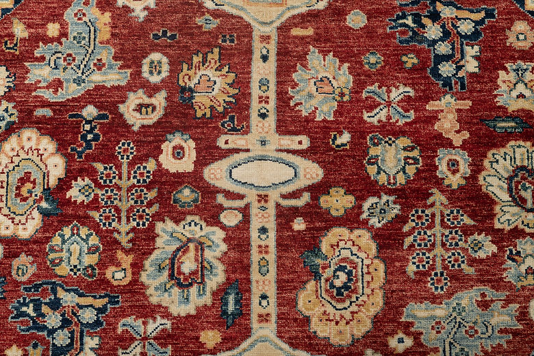 4.11 x 6.8 ft Hand Knotted Serapi Rug