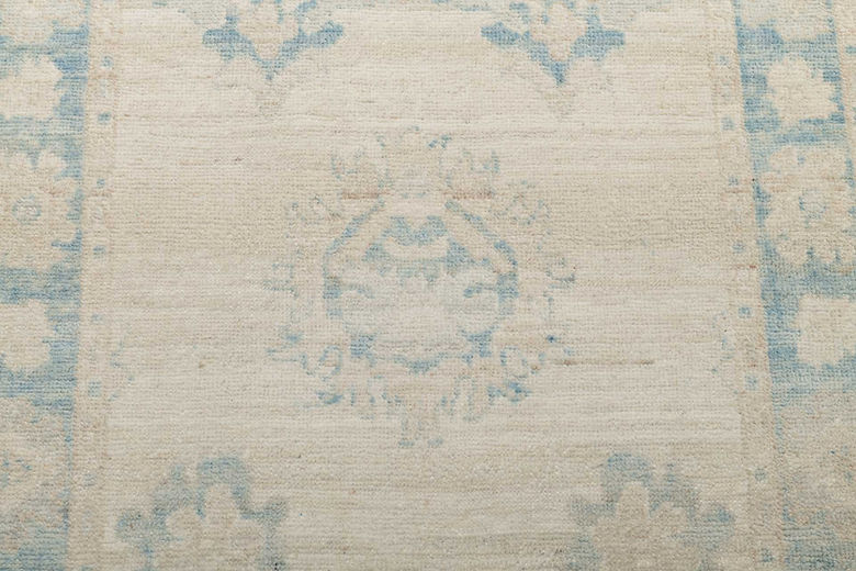 2.6 x 4.3 ft Hand Knotted Oushak Rug