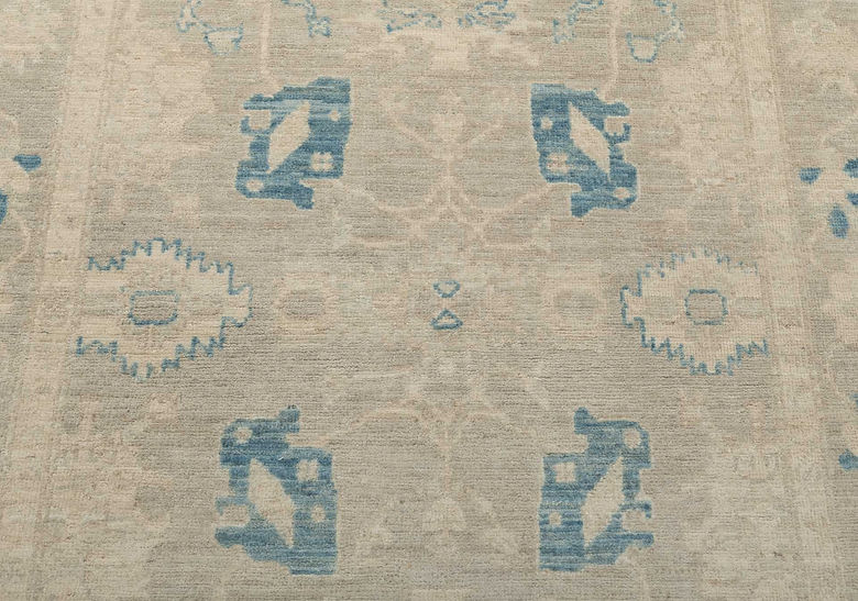 3.9 x 5.9 ft Hand Knotted Oushak Rug