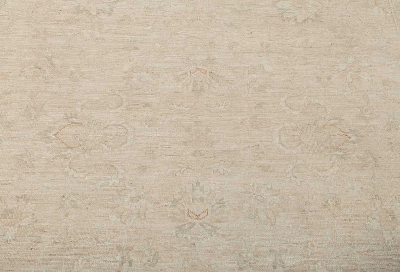 6.4 x 9.6 ft Hand Knotted Chobi Rug