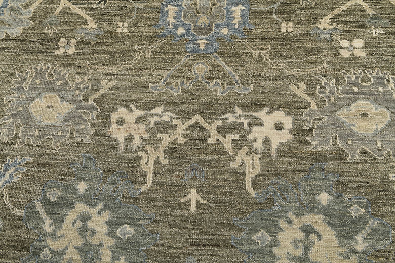 7.6 x 9.3 ft Hand Knotted Oushak Rug
