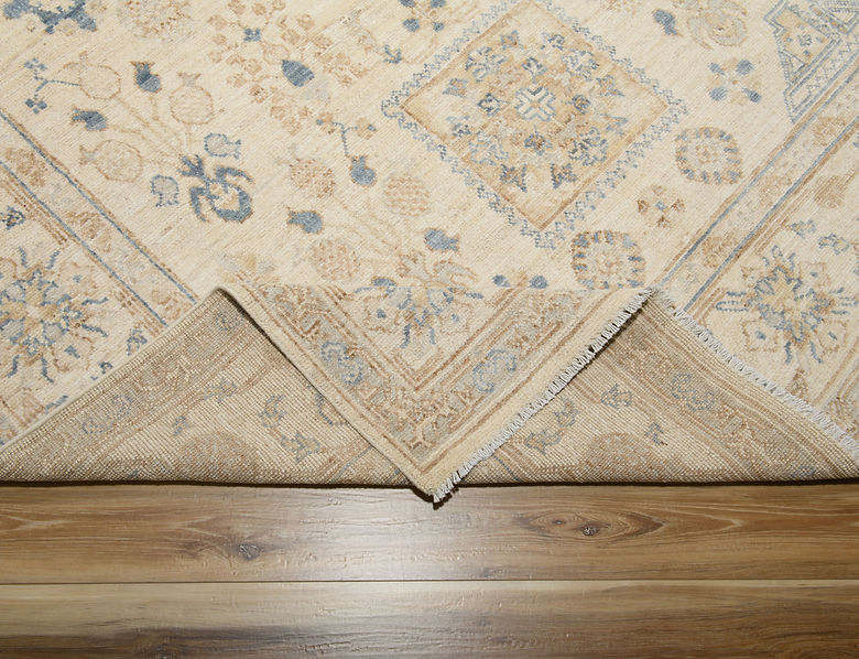 6 x 9 ft Hand Knotted Oushak Rug