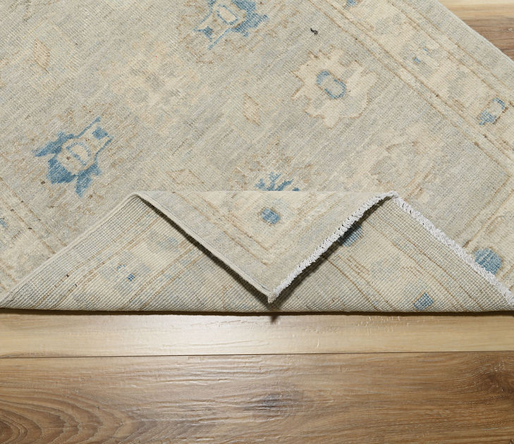 2.8 x 4.2 ft Hand Knotted Oushak Rug