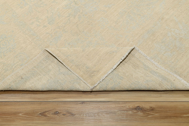 8 x 9.8 ft Hand Knotted Oushak Rug