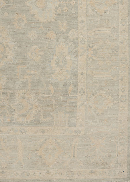 8.10 x 11.9 ft Hand Knotted Oushak Rug