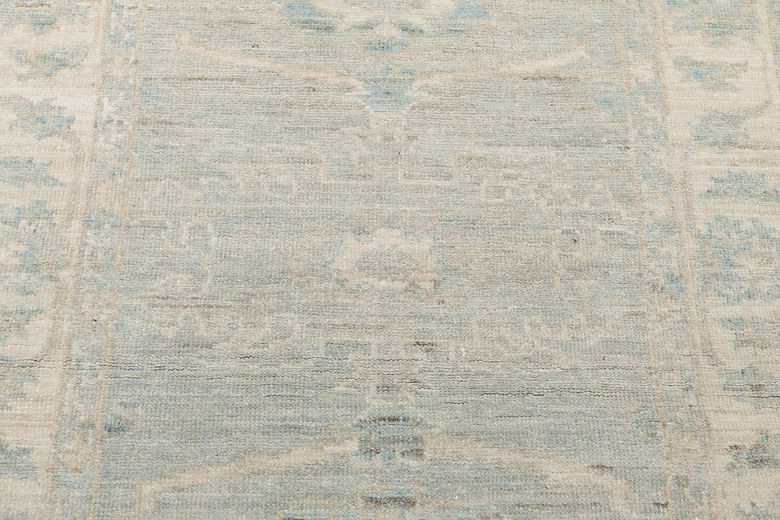 2.9 x 9.6 ft Hand Knotted Oushak Runner