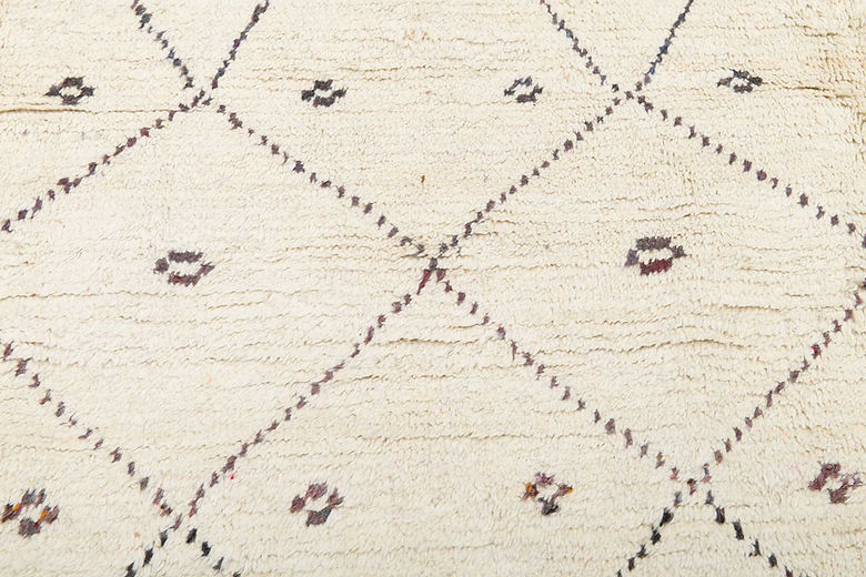 9 x 12.6 ft Hand Knotted Moroccan Rug