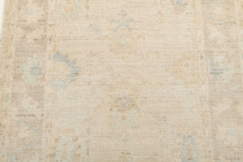 2.9 x 9.5 ft Hand Knotted Oushak Runner
