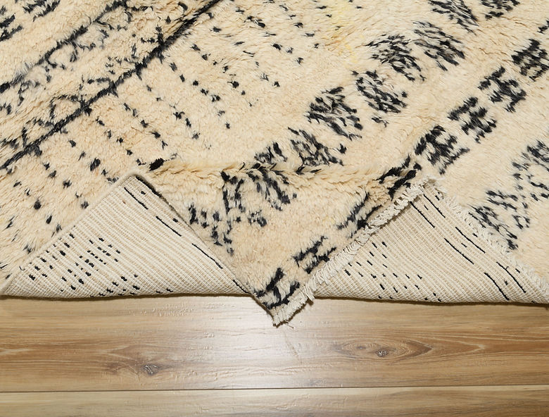 8 x 10.2 ft Hand Knotted Moroccan Rug