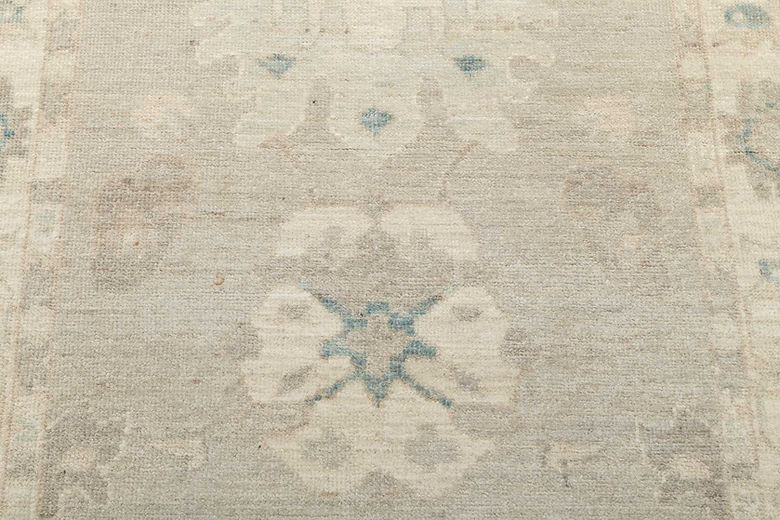 3.1 x 4.9 ft Hand Knotted Oushak Rug