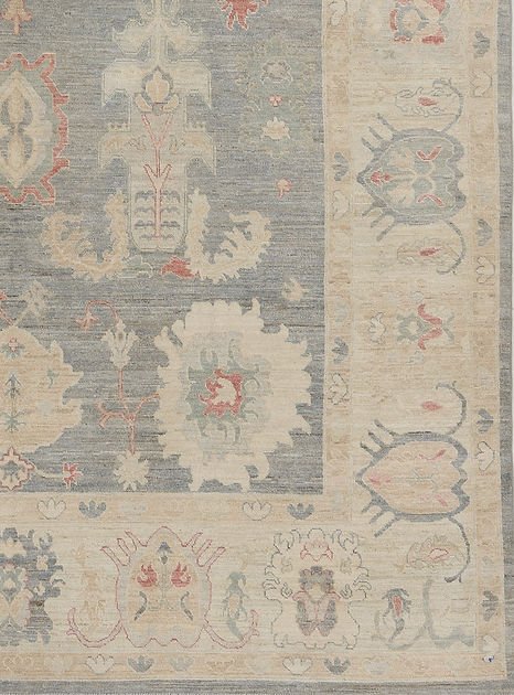 8.7 x 11.9 ft Hand Knotted Oushak Rug