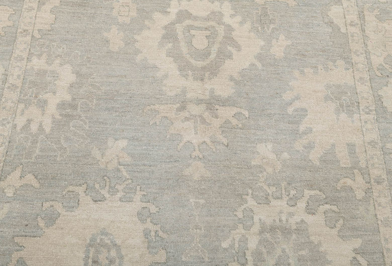4.8 x 6.5 ft Hand Knotted Oushak Rug