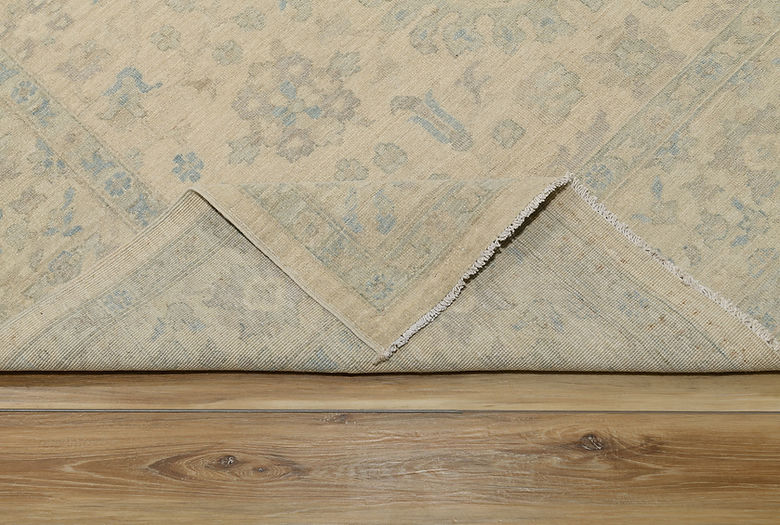 5.11 x 9.2 ft Hand Knotted Chobi Rug