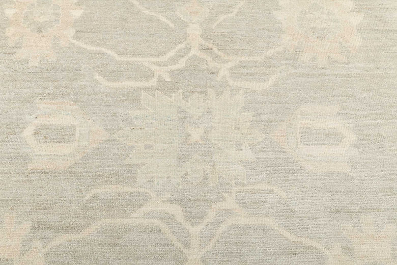 8.10 x 11.4 ft Hand Knotted Oushak Rug