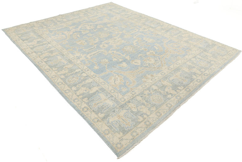 7.9 x 10 ft Hand Knotted Oushak Rug