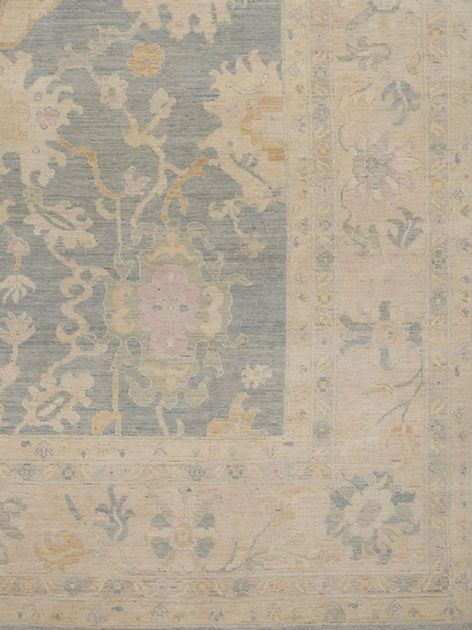 9 x 11.7 ft Hand Knotted Oushak Rug