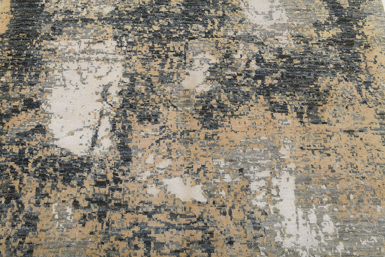 4.7 x 6.10 ft Hand Knotted Modern Rug