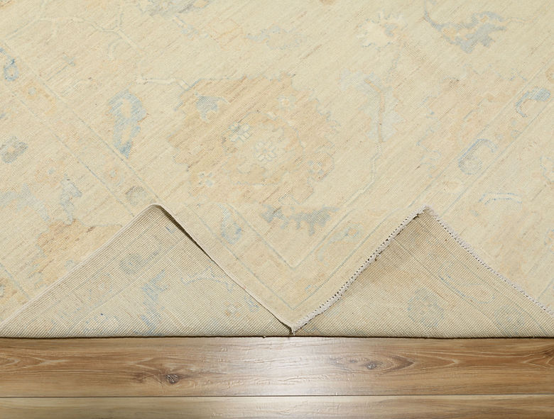 7.10 x 9.10 ft Hand Knotted Oushak Rug