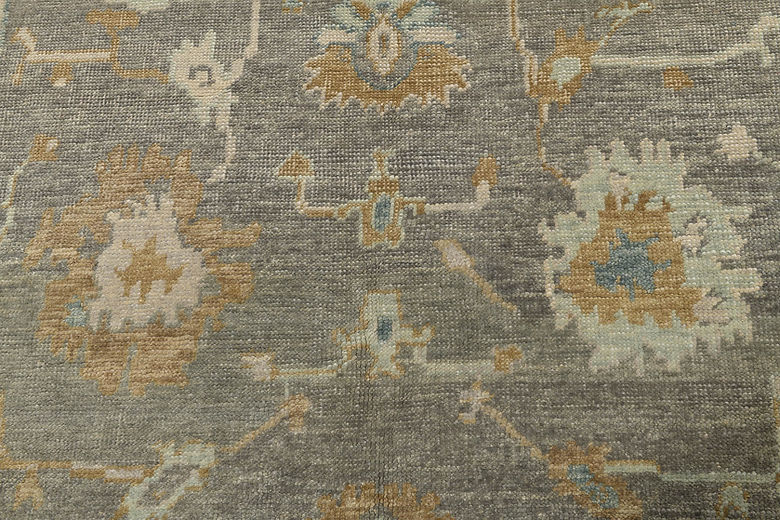 6 x 8.5 ft Hand Knotted Oushak Rug