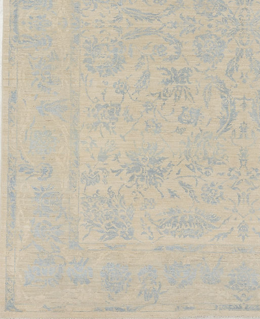 8 x 9.9 ft Hand Knotted Chobi Rug