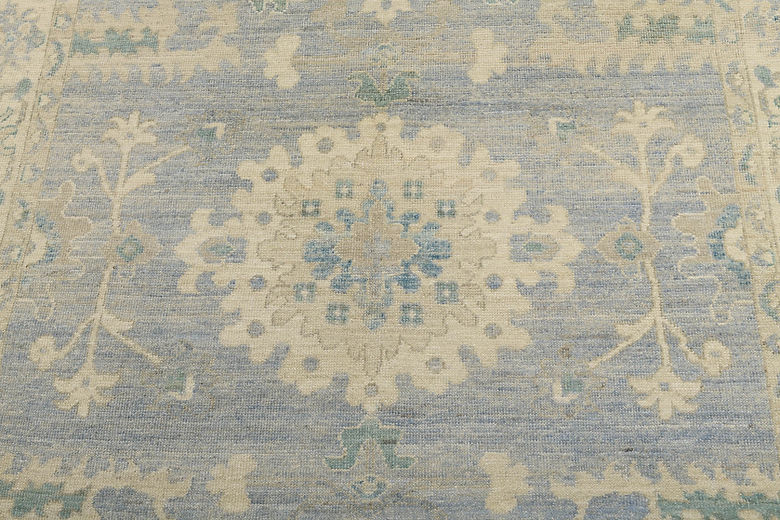 4.8 x 6.9 ft Hand Knotted Oushak Rug