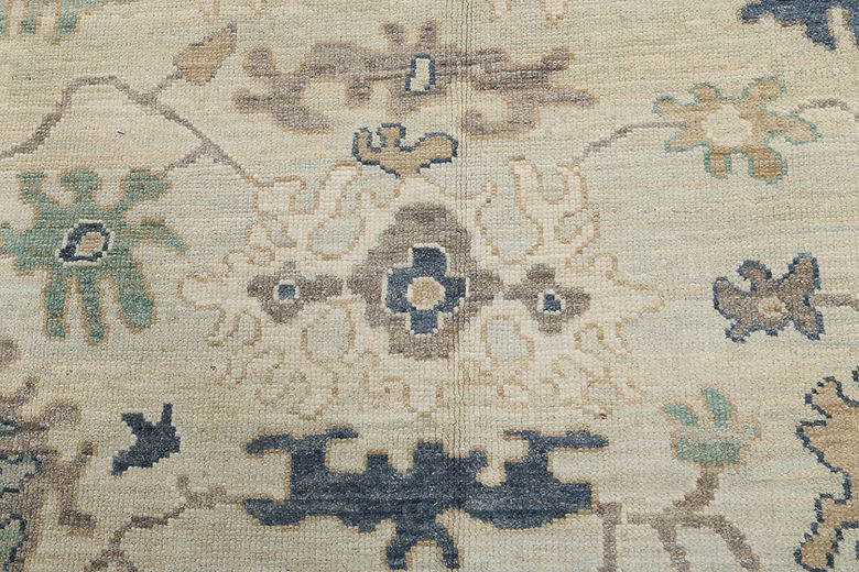 9.5 x 11.9 ft Hand Knotted Oushak Rug