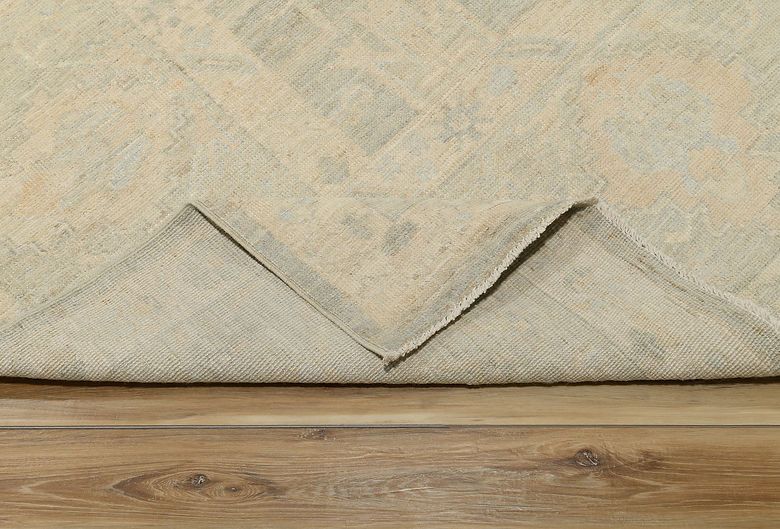 8.10 x 11.9 ft Hand Knotted Oushak Rug