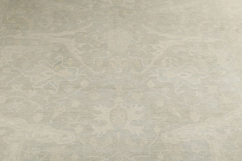 8 x 9.9 ft Hand Knotted Oushak Rug