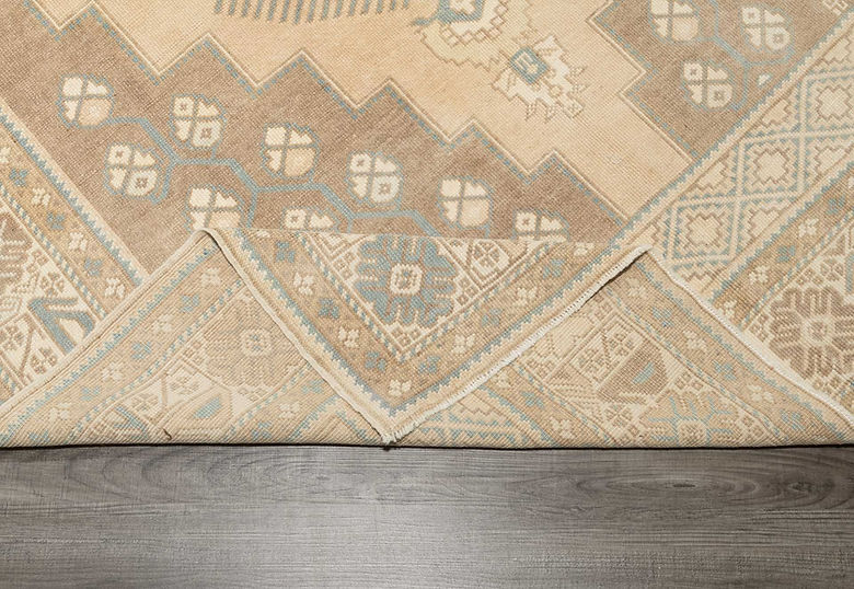 5.5 x 10.1 ft Hand Knotted Vintage Oushak Rug