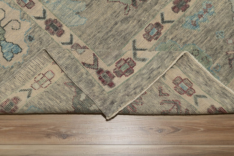 9 x 12.1 ft Hand Knotted Oushak Rug
