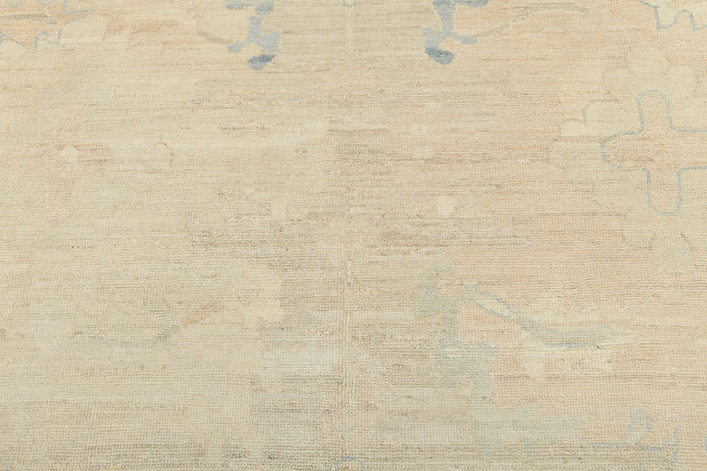 9 x 11.8 ft Hand Knotted Oushak Rug