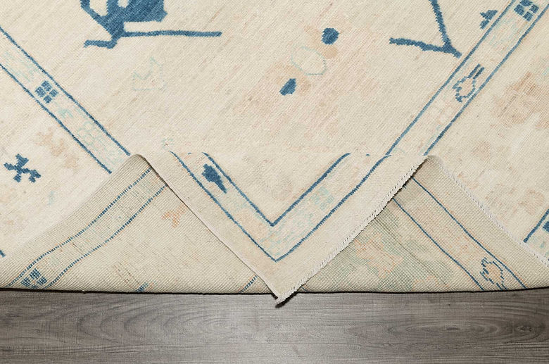 7.11 x 10.1 ft Hand Knotted Oushak Rug