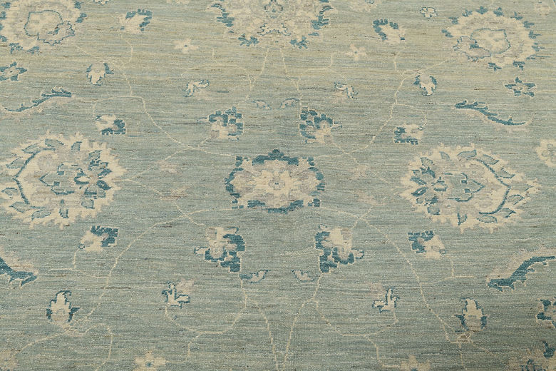 6.7 x 9.7 ft Hand Knotted Chobi Rug