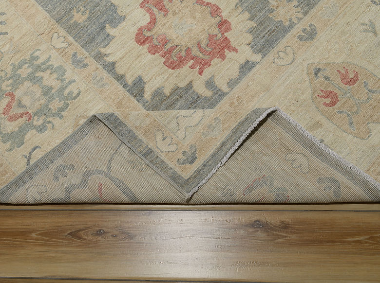 8.7 x 11.9 ft Hand Knotted Oushak Rug