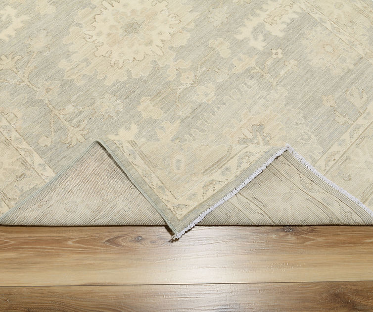 4.9 x 6.5 ft Hand Knotted Oushak Rug