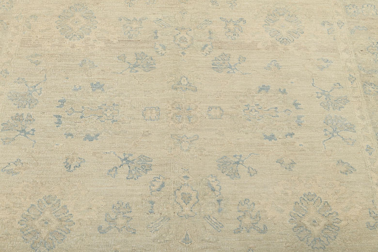 4.11 x 6.10 ft Hand Knotted Chobi Rug