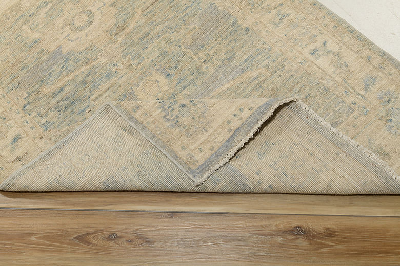 3 x 4.3 ft Hand Knotted Oushak Rug