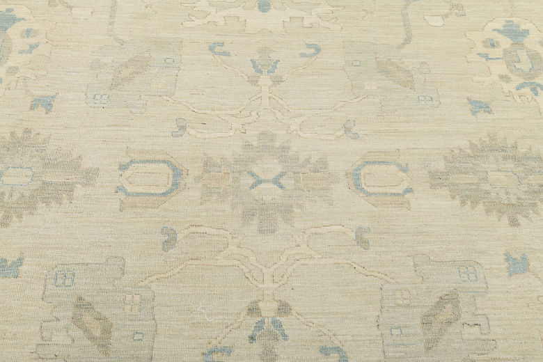 8.11 x 11.8 ft Hand Knotted Chobi Rug