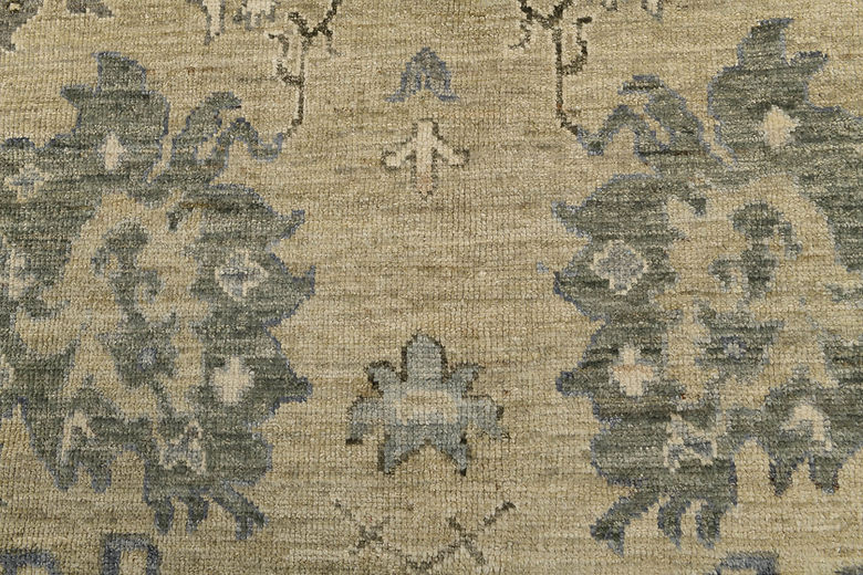 7.10 x 9.6 ft Hand Knotted Oushak Rug
