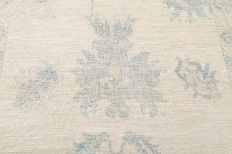 5.7 x 7.10 ft Hand Knotted Oushak Rug