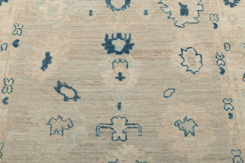3.10 x 5.11 ft Hand Knotted Oushak Rug
