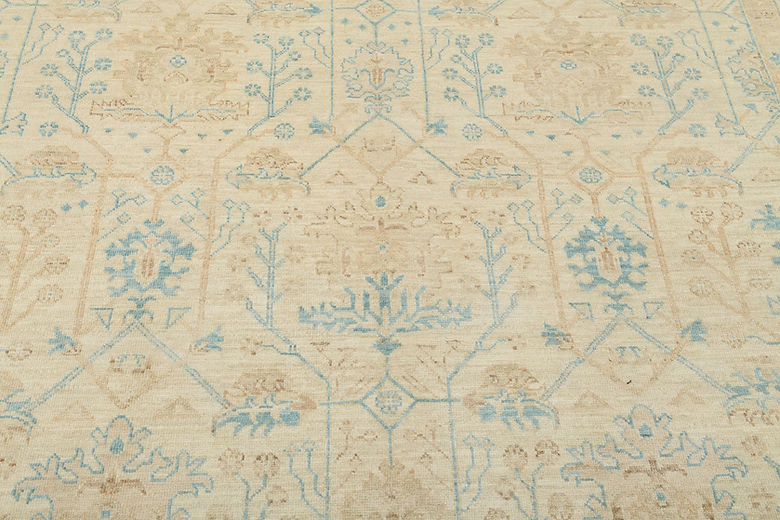 7.9 x 9.9 ft Hand Knotted Oushak Rug