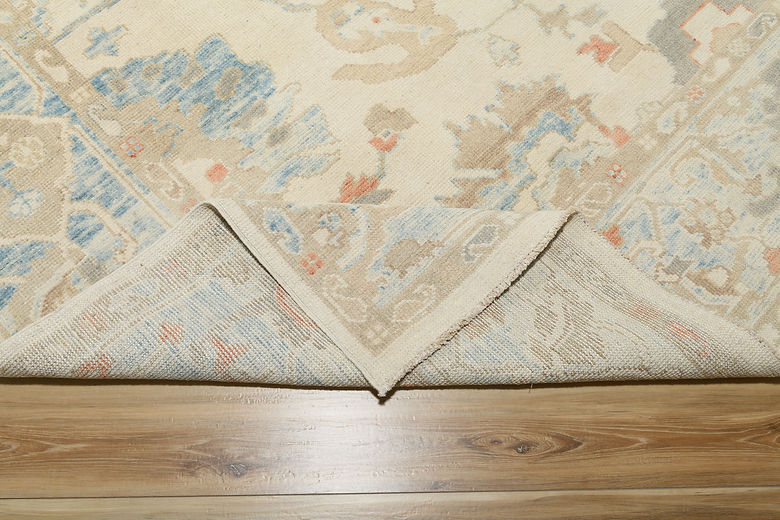 8.11 x 12.1 ft Hand Knotted Oushak Rug