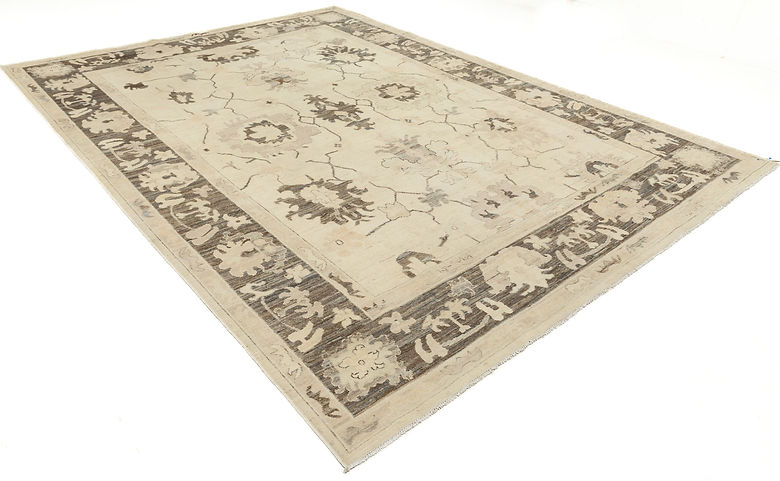 9 x 11.10 ft Hand Knotted Oushak Rug
