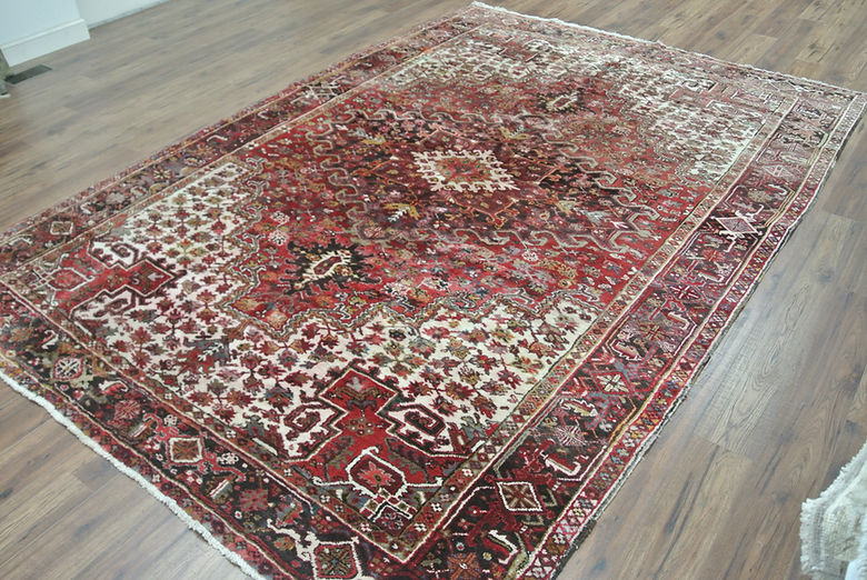 7.10 x 11.3 ft Hand Knotted Persian Heriz Rug
