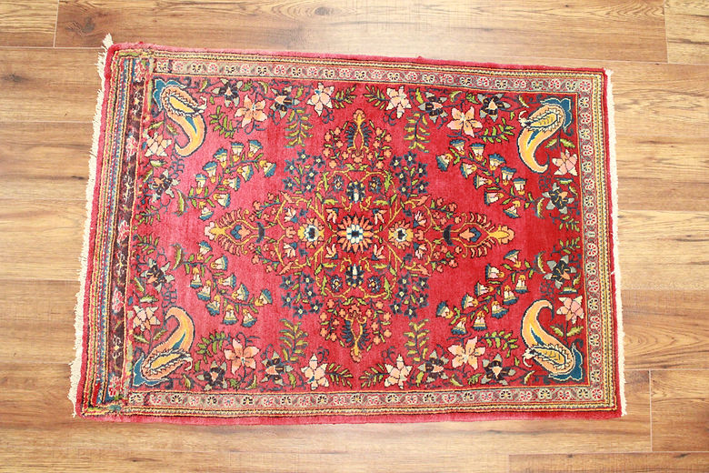 2.4 x 3.5 ft Hand Knotted Persian Kashan Rug