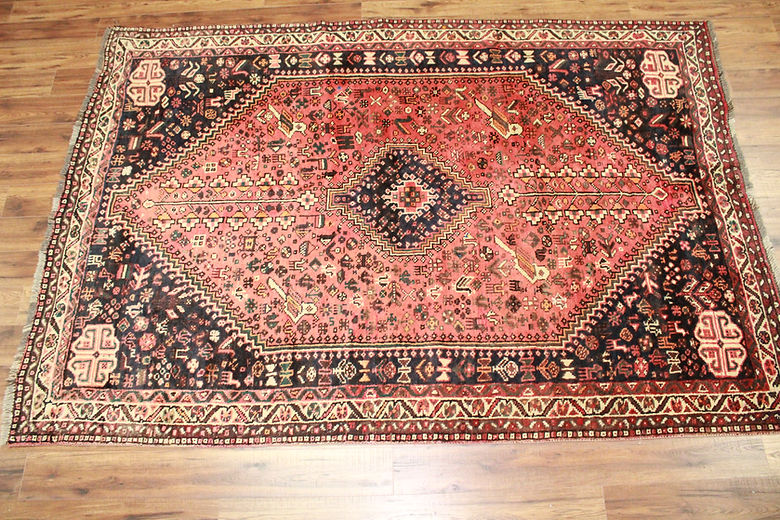 6.4 x 9.5 ft Hand Knotted Persian Shiraz Rug