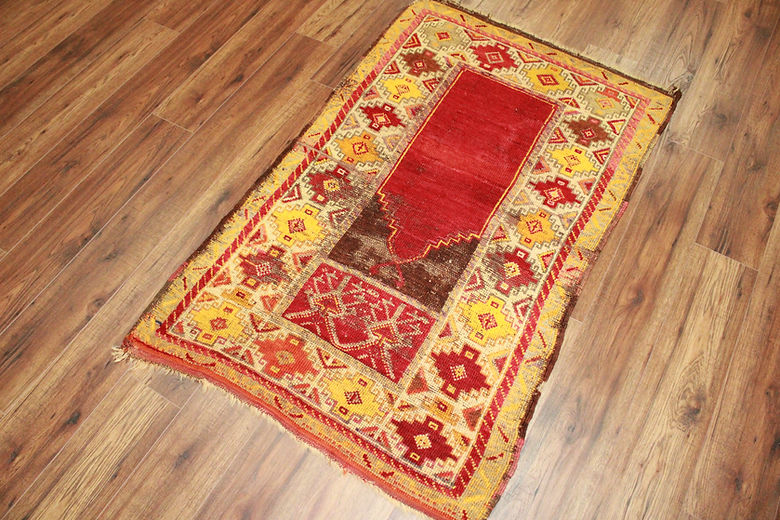 2.9 x 4.5 ft Hand Knotted Turkish Oushak Rug